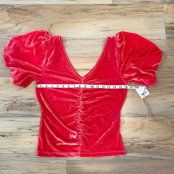 NWT Free People Cupcake Hot Pink Velvet Puff Sleeve Top - Picture 10 of 12